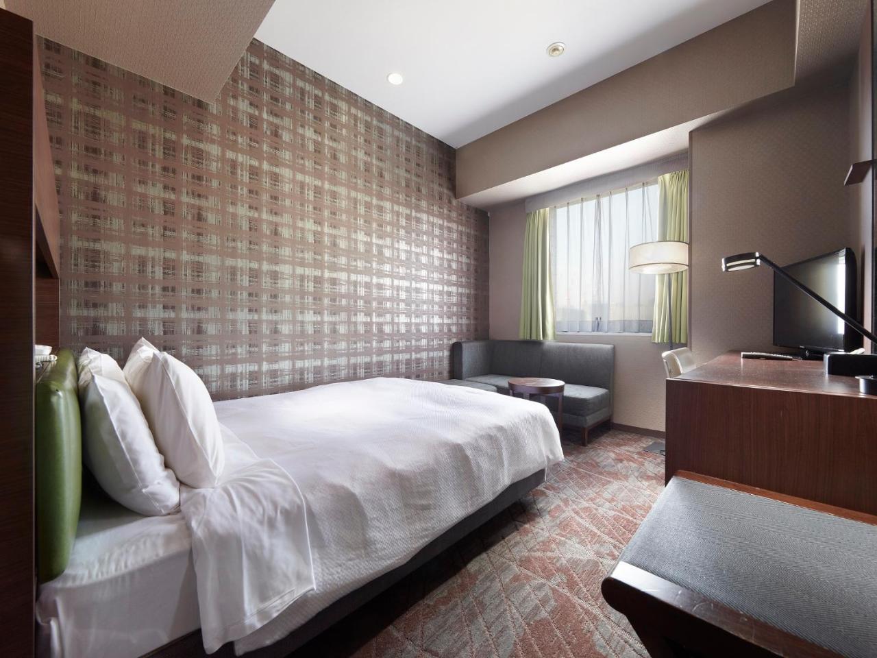 Deluxe Double Room Smoking